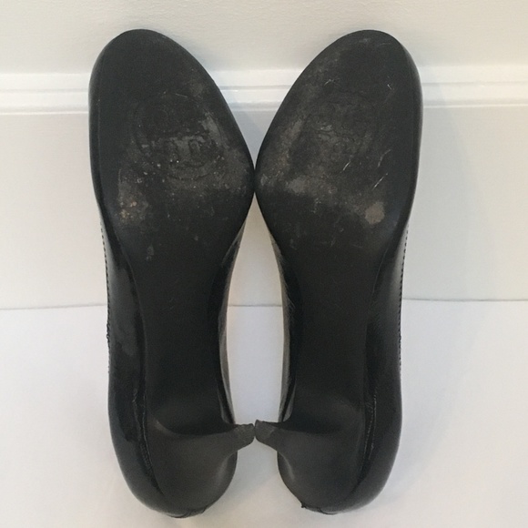 Tory Burch Caroline Black Patent Flex Pump size 8 - Picture 6 of 8